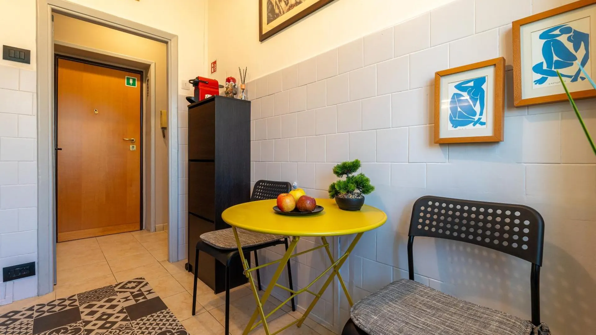 New Luxury-On-Budget Rome Italy